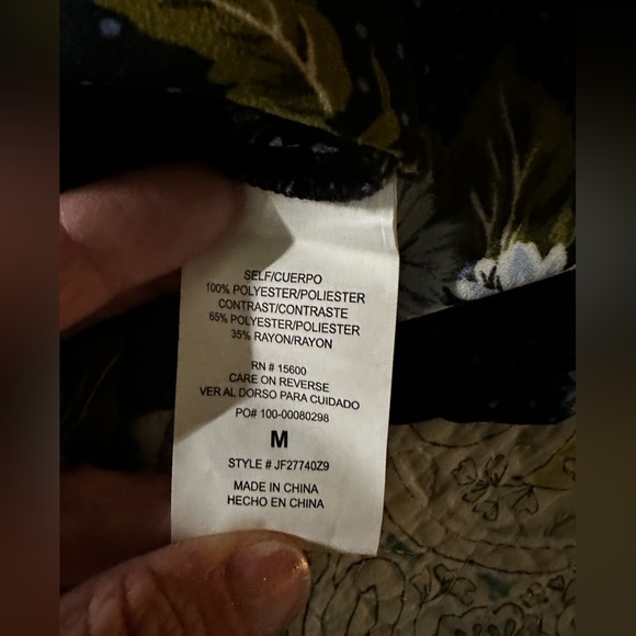 Mason and Belle Kinglake Mixed Material Top - Picture 6 of 6